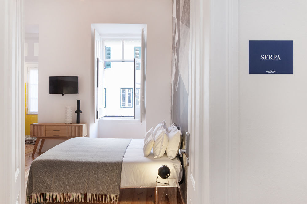 Guest house Lisbon Cheese & Wine Suites 4*