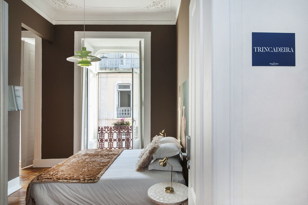 Guest house Lisbon Cheese & Wine Suites 4*